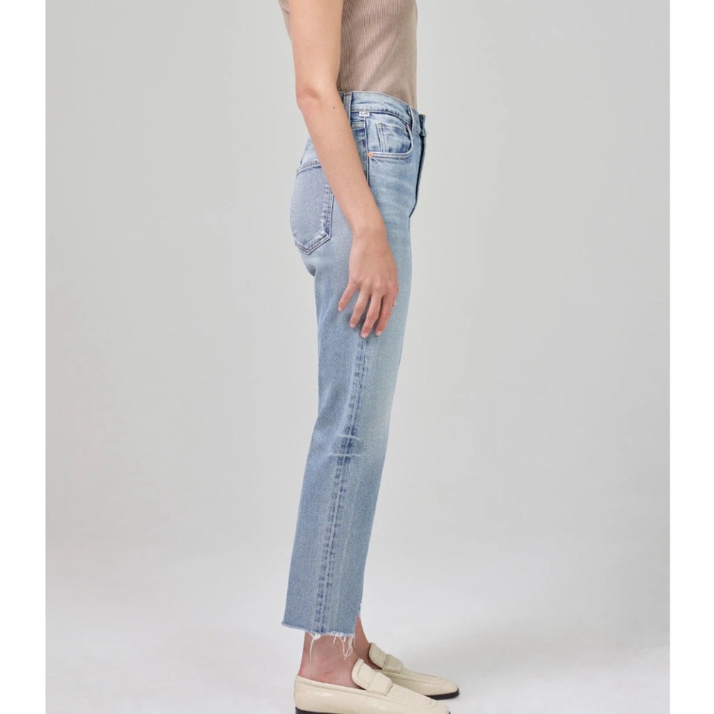 COH DAPHNE CROP HIGH RISE